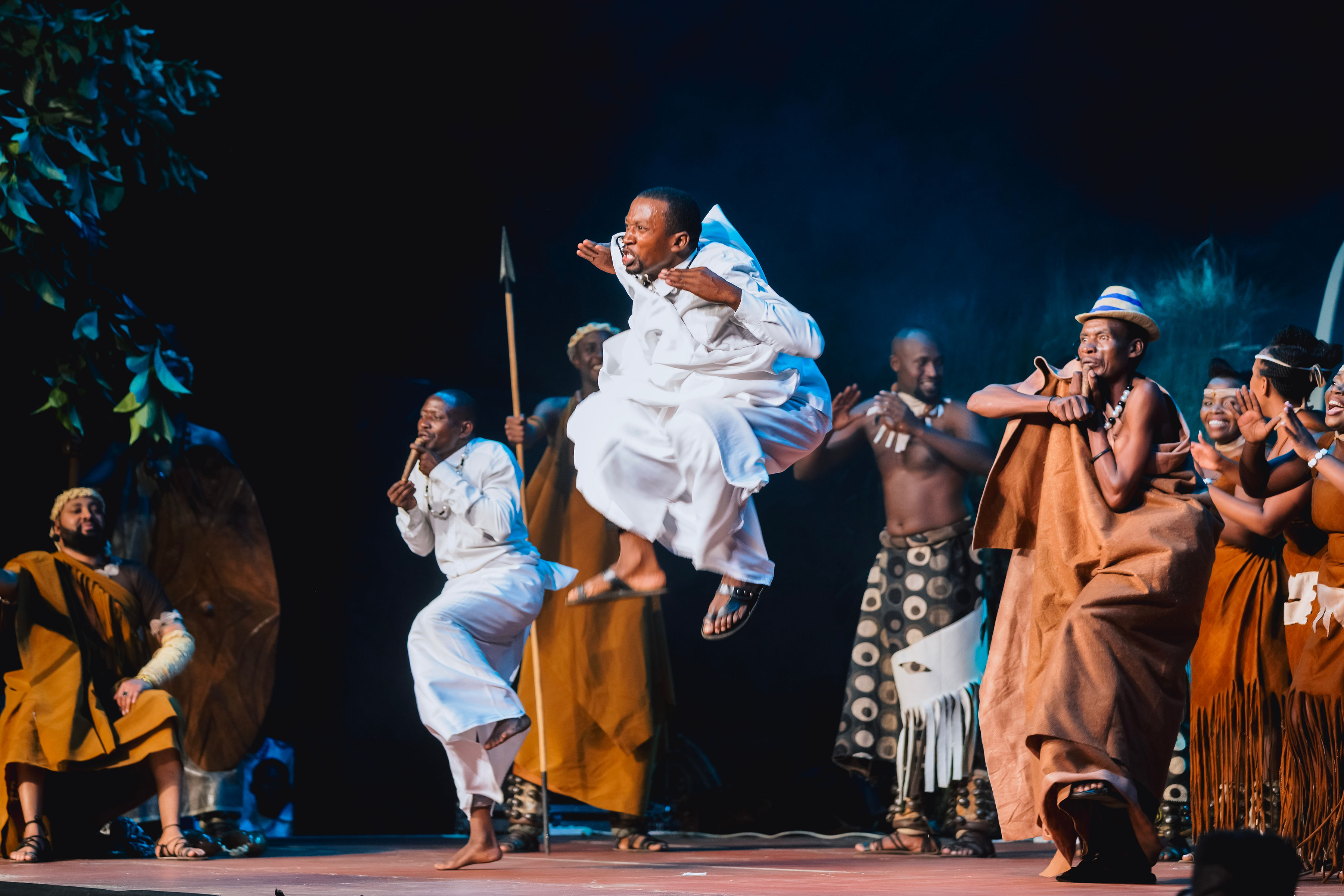 INTAYOBERANA performance